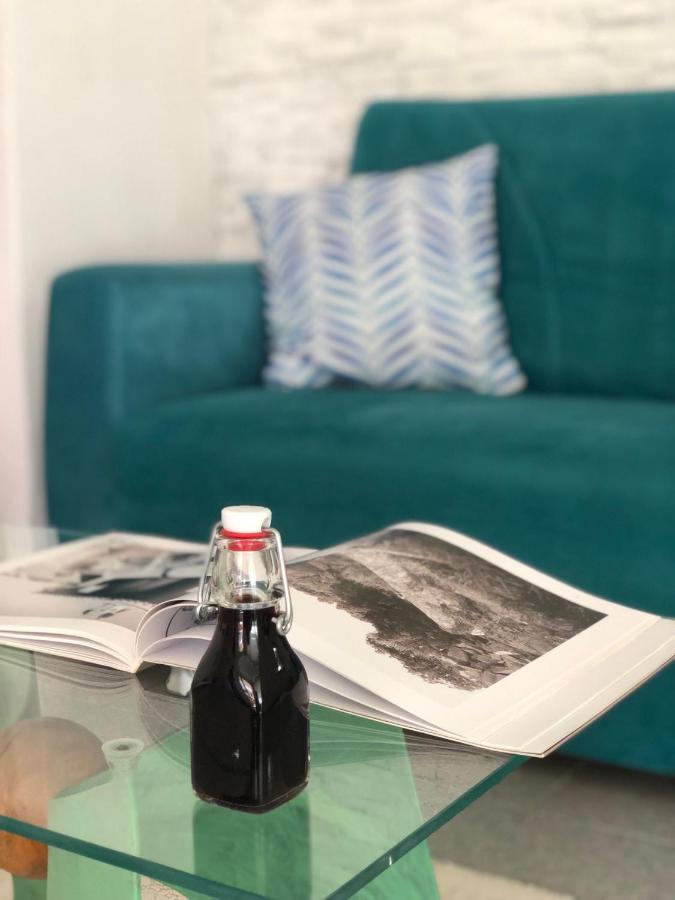 Appartamento Moderno Rustico オルビア エクステリア 写真